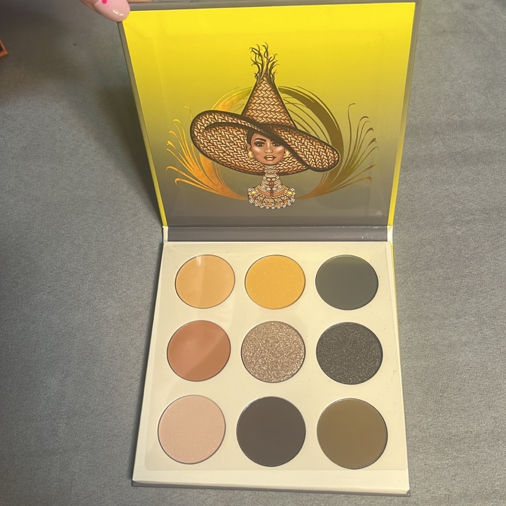New Juvia’s place eyeshadow palettes. Nomad and Nubian 3 Coral. - Picture 6 of 7